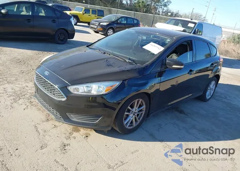 2016 Ford Focus Se z USA, uszkodzony, nr VIN 1FADP3K27GL306611